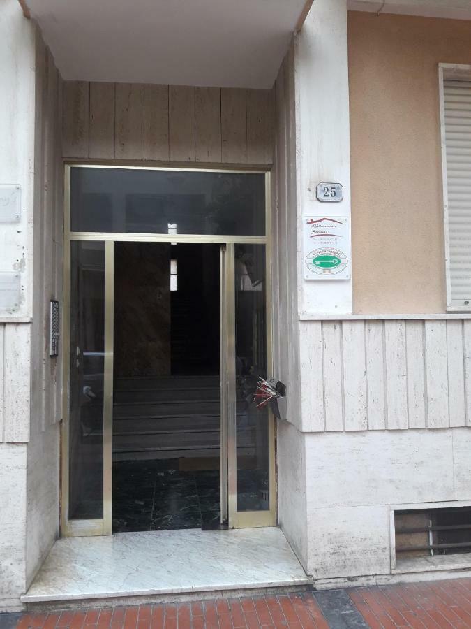 Affittacamere Sorrento เวนติมิญา ภายนอก รูปภาพ