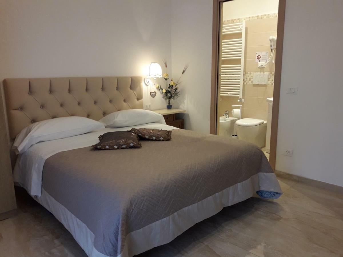 Affittacamere Sorrento เวนติมิญา ภายนอก รูปภาพ